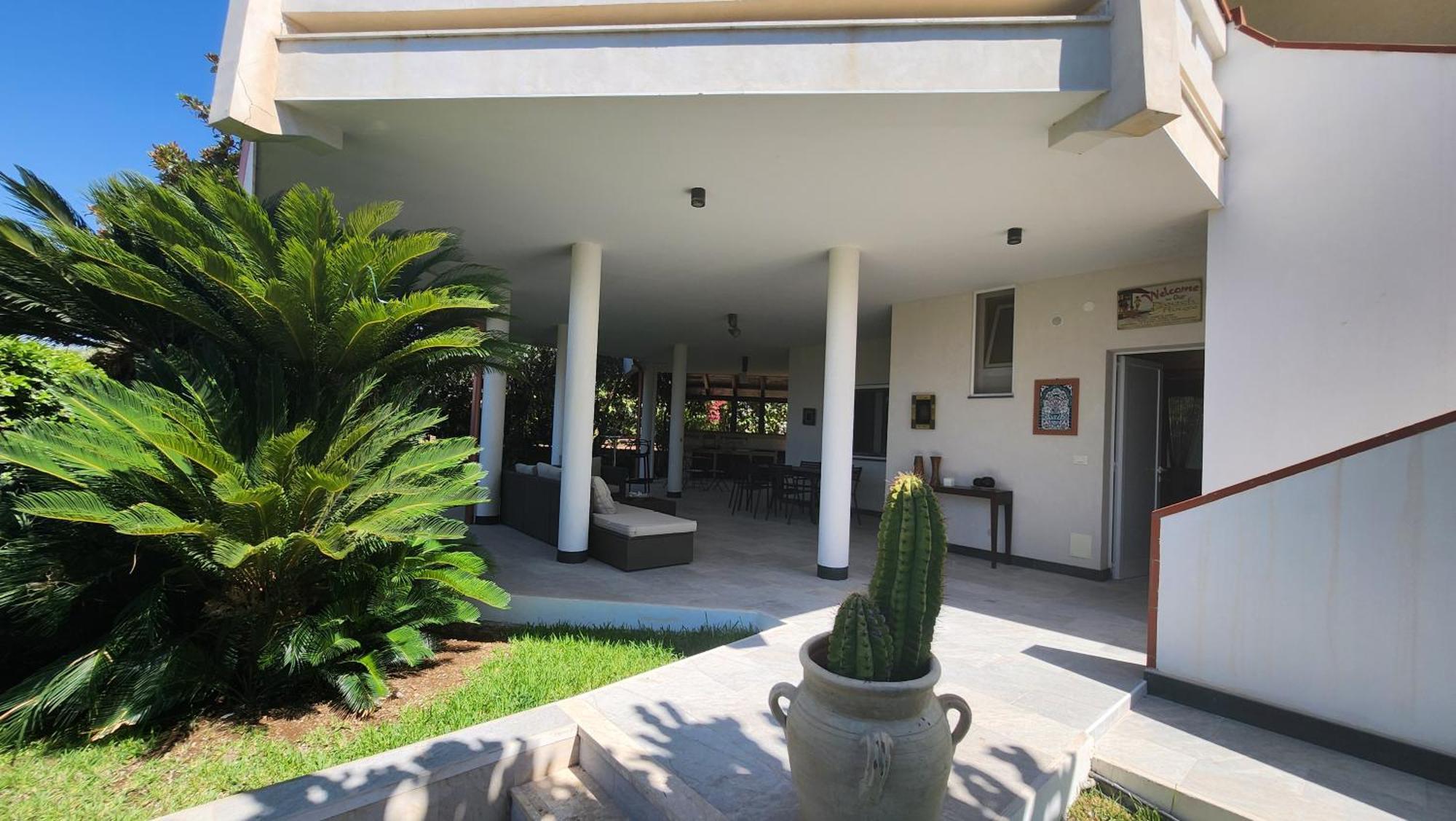 Sea'S Chalet Fontane Bianche Exterior photo